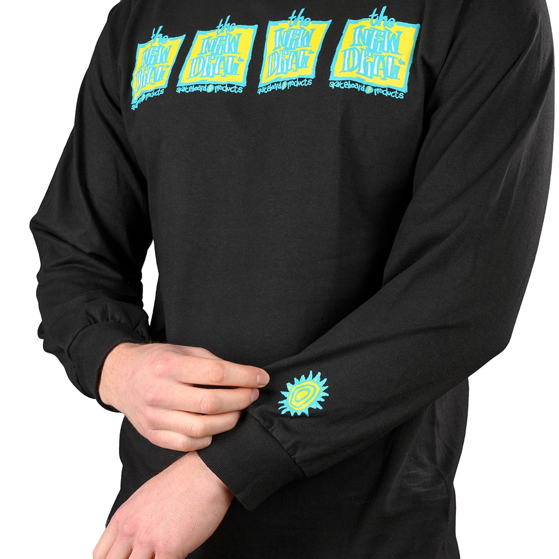 New Deal Original Napkin 4-Bar L/S T-Shirt – Black