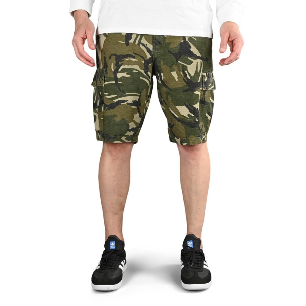 Santa Cruz Defeat Walkshorts - Woodland Camo