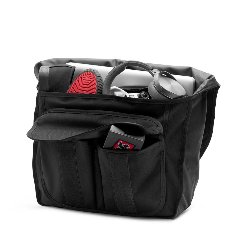 Chrome Buran II 26L Messenger Bag
