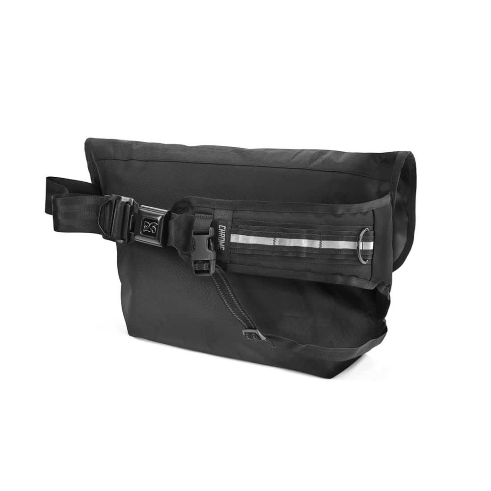 Chrome Citizen 26L Messenger Bag - BLCKCHRM 22X