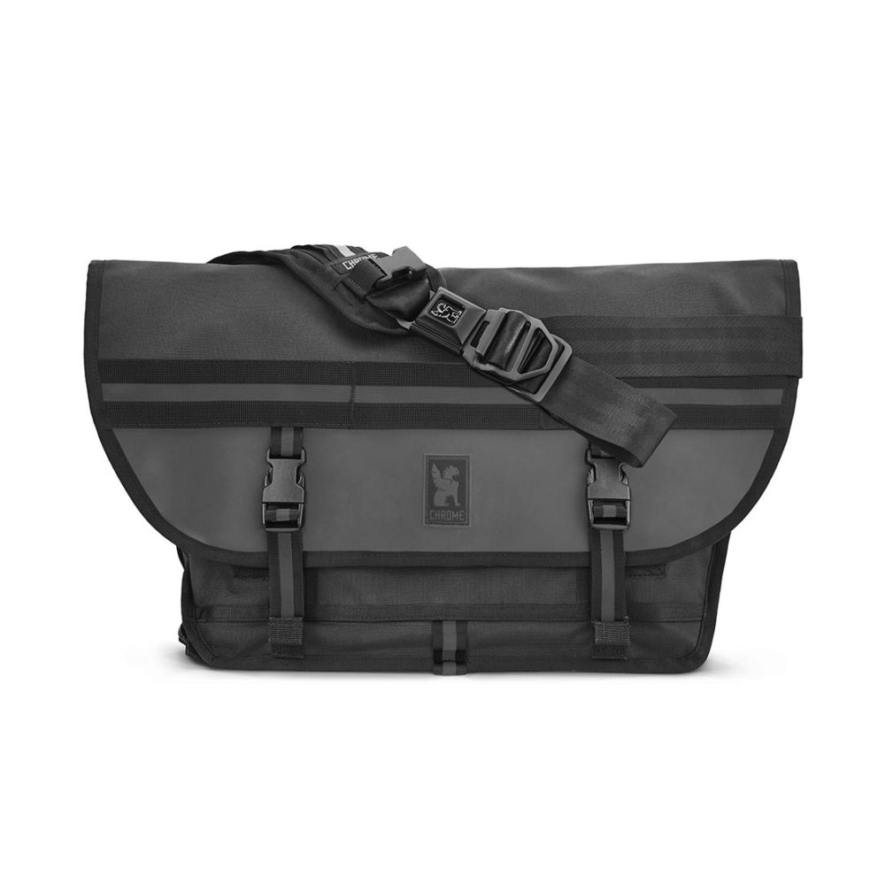 Chrome Citizen 26L Messenger Bag - Night