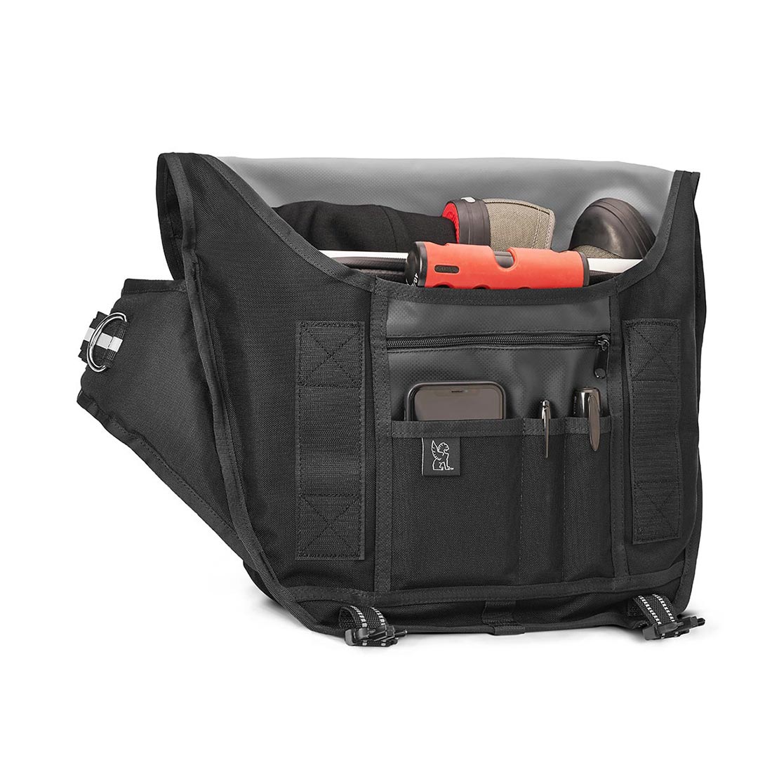 Chrome Mini Metro 20.5L Messenger Bag Black Black Black