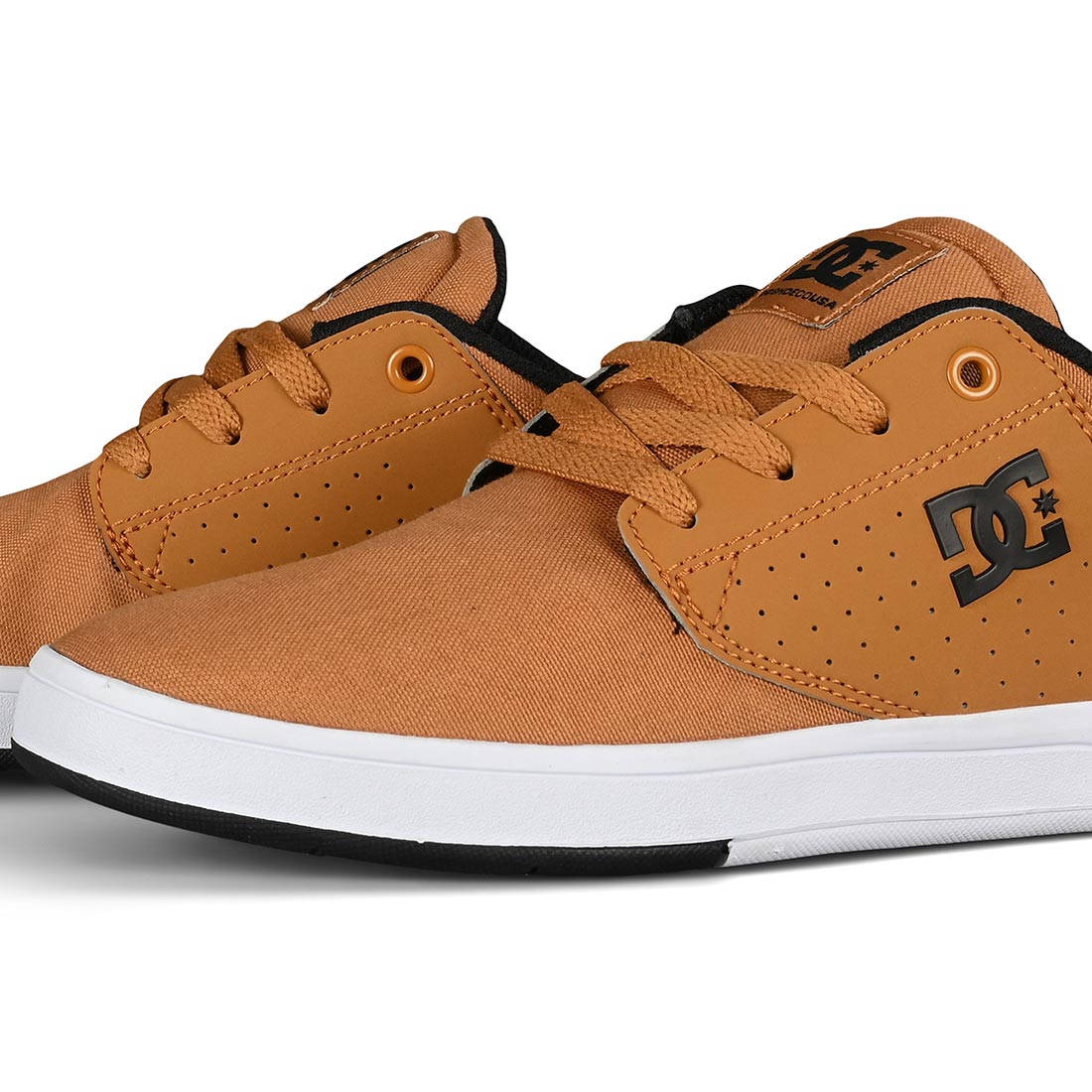 dc shoes plaza tc s