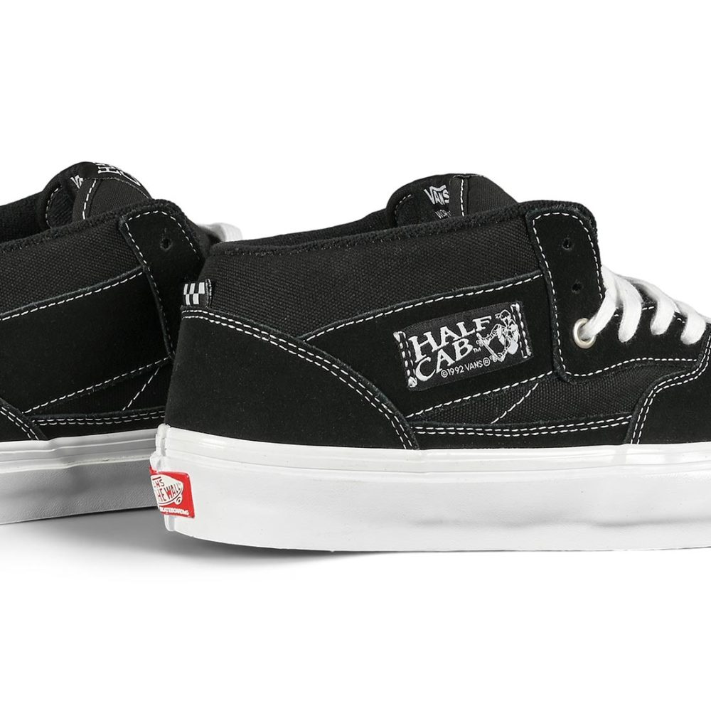 Vans Half Cab Skate Shoes - Black/White