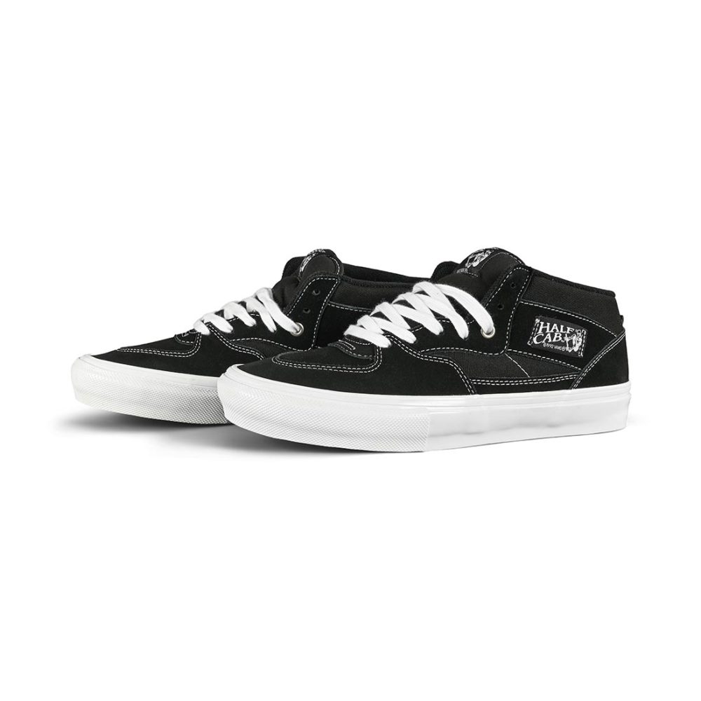 Vans Half Cab Skate Shoes - Black/White
