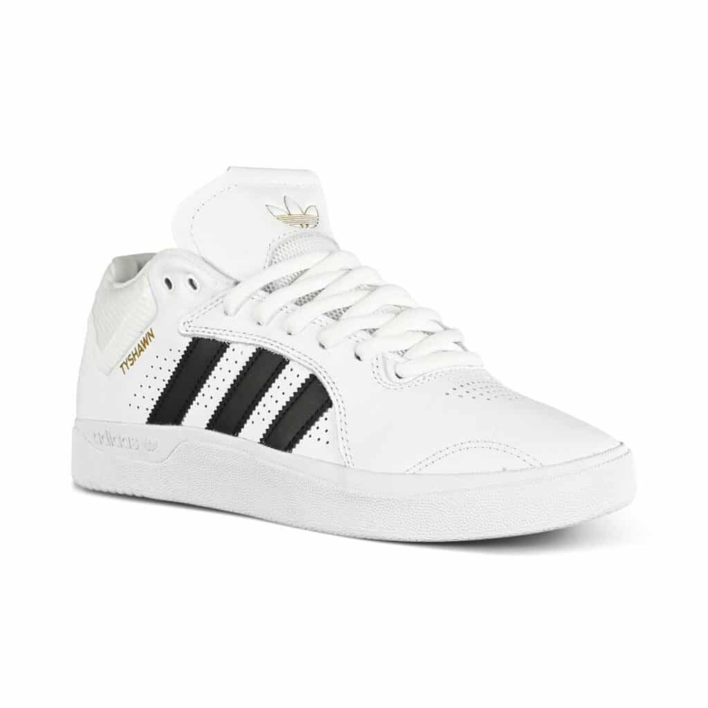 tyshawn jones new shoes