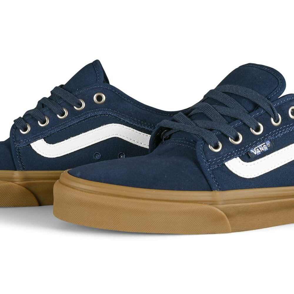 Vans Chukka Low Sidestripe Skate Shoes - Navy/Gum