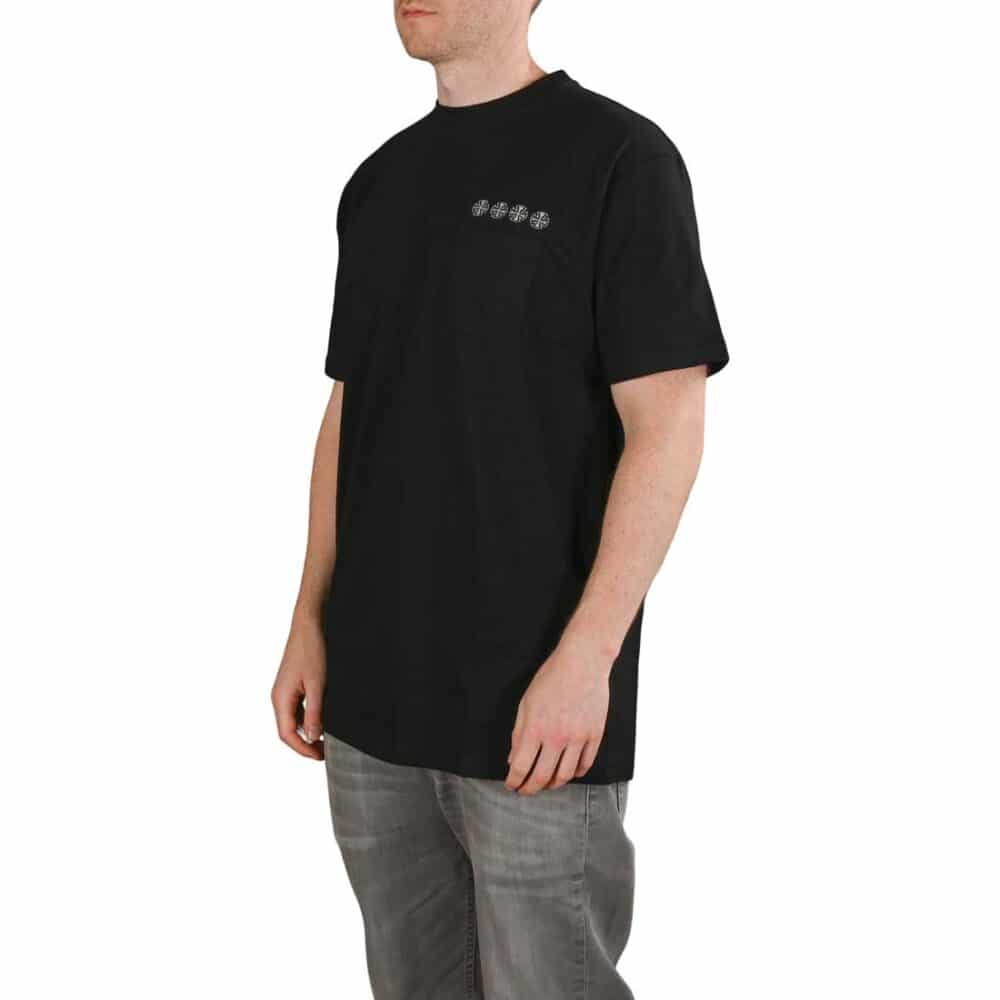 Independent Chain Cross Pocket S/S T-Shirt - Black