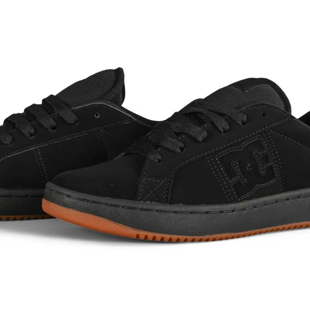 DC Striker Low Top Skate Shoes - Black/Black/Gum