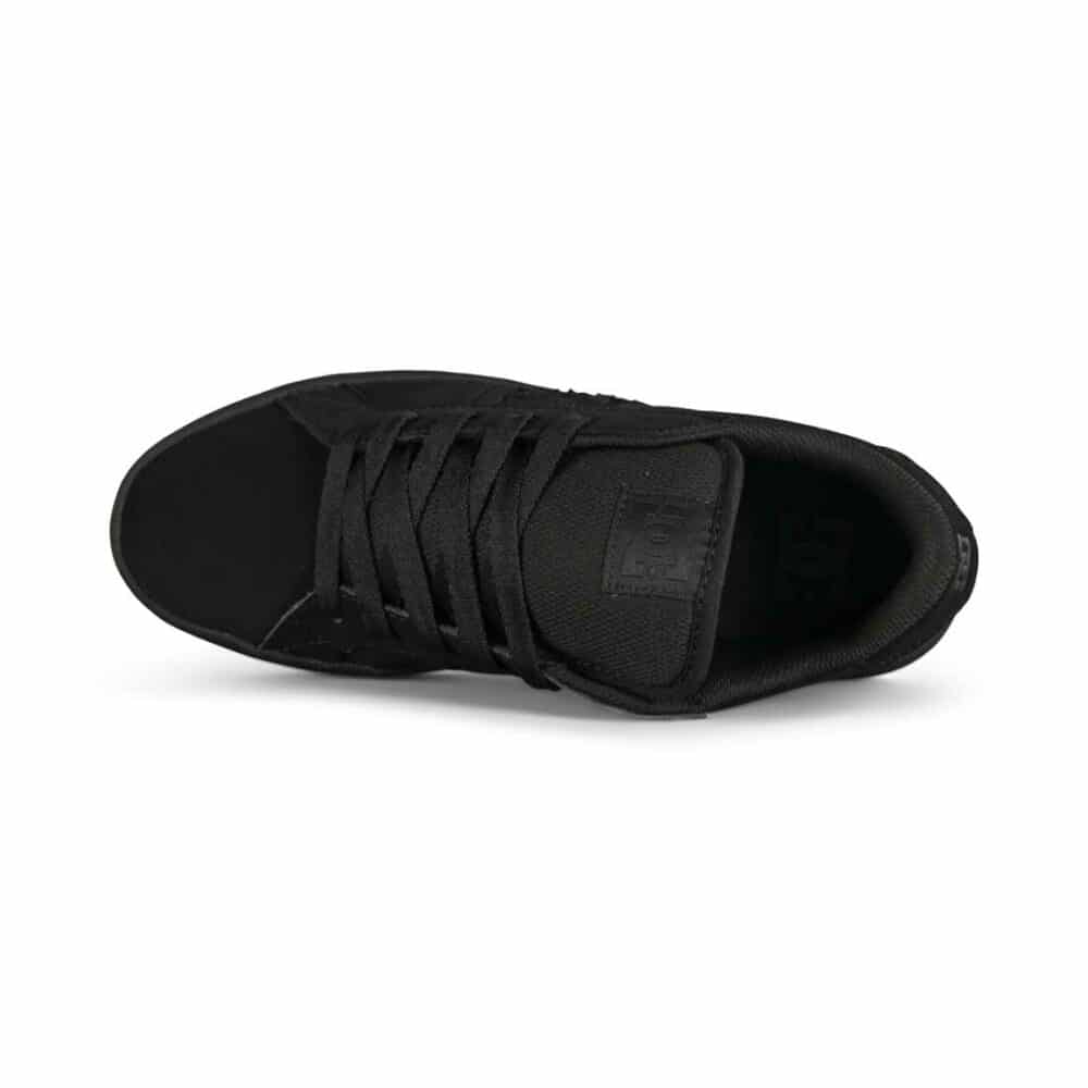 DC Striker Low Top Skate Shoes - Black/Black/Gum