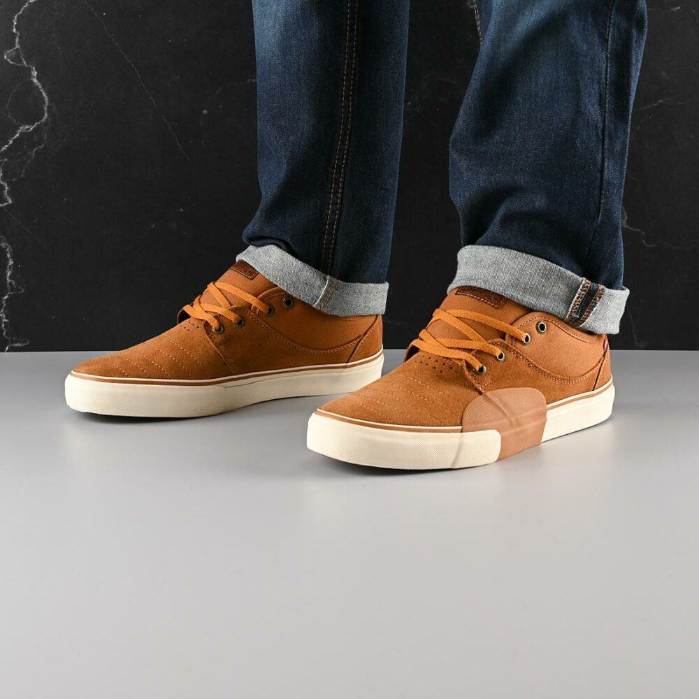 Globe Mahalo Plus Skate Shoes Brown Antique Supereight