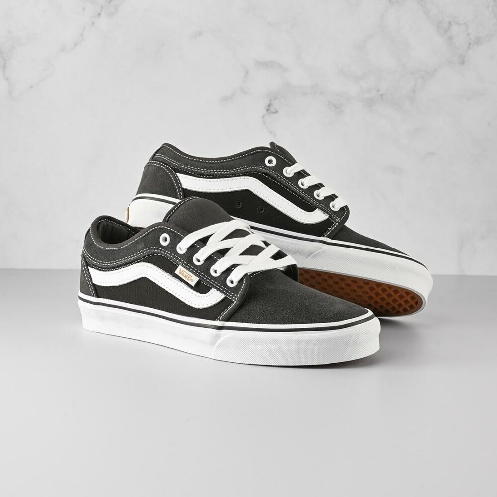 Vans Chukka Low Sidestripe Skate Shoes Raven/Black Supereight Vans Chukka Low Sidestripe Skate Shoes Raven/Black Supereight