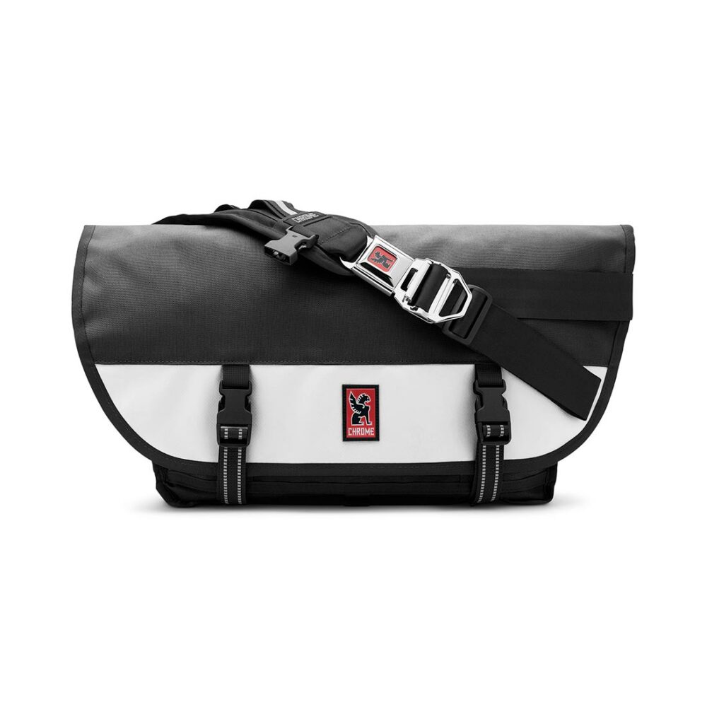 Chrome Citizen 26L Messenger Bag - Black/White