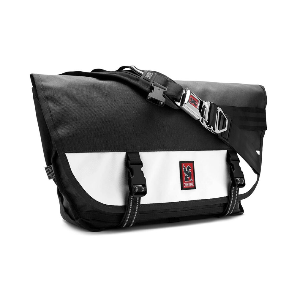 Chrome Citizen 26L Messenger Bag - Black/White