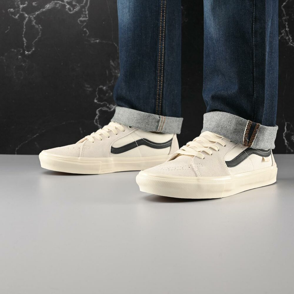 Vans Sk8-Low Skate Shoes - Marshmallow/Raven