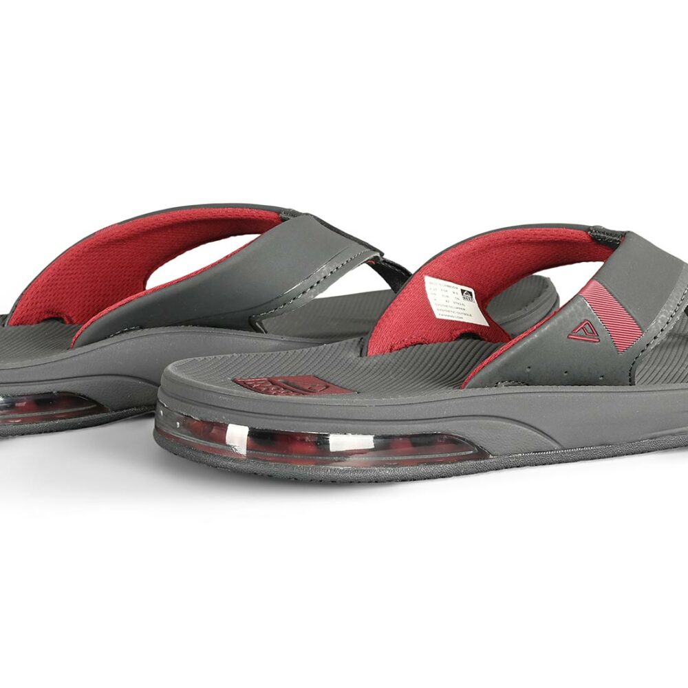 Reef Fanning Low Sandals - Raven/Red