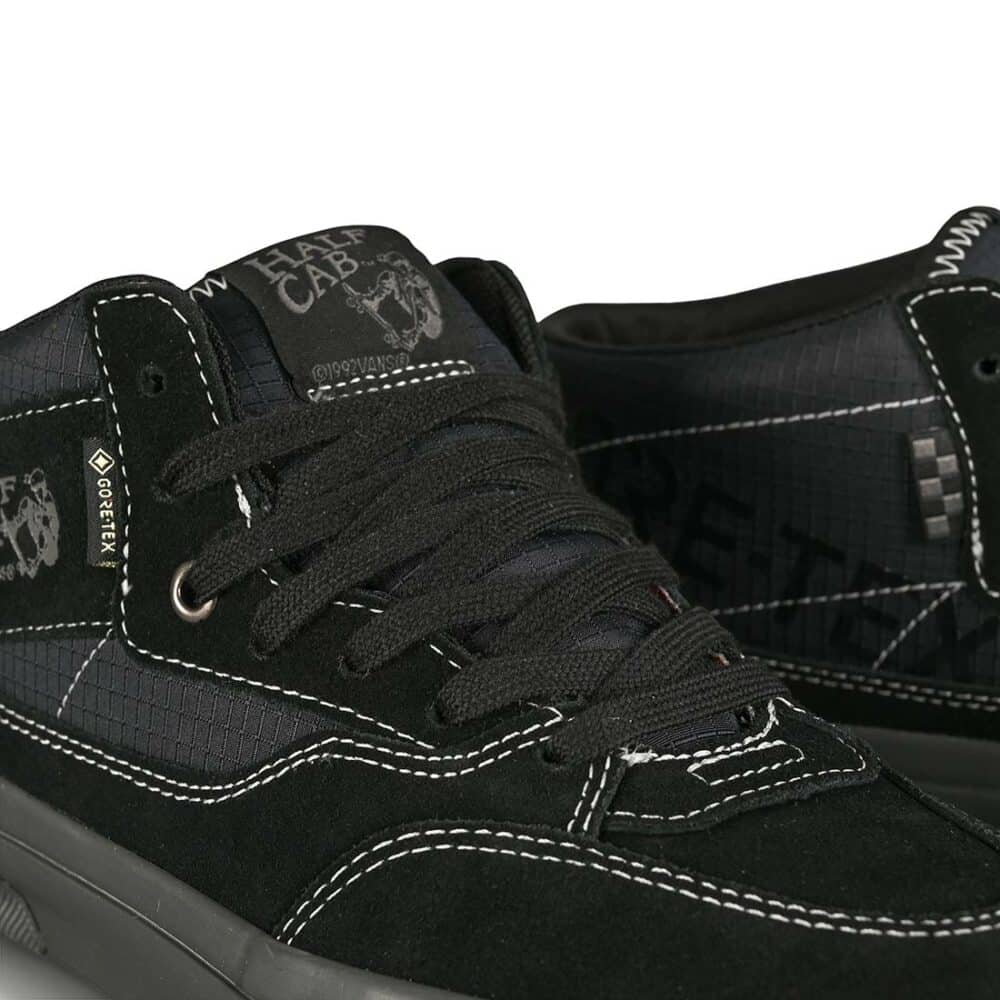 Vans Half Cab '92 Gore-Tex Skate Shoes - Black