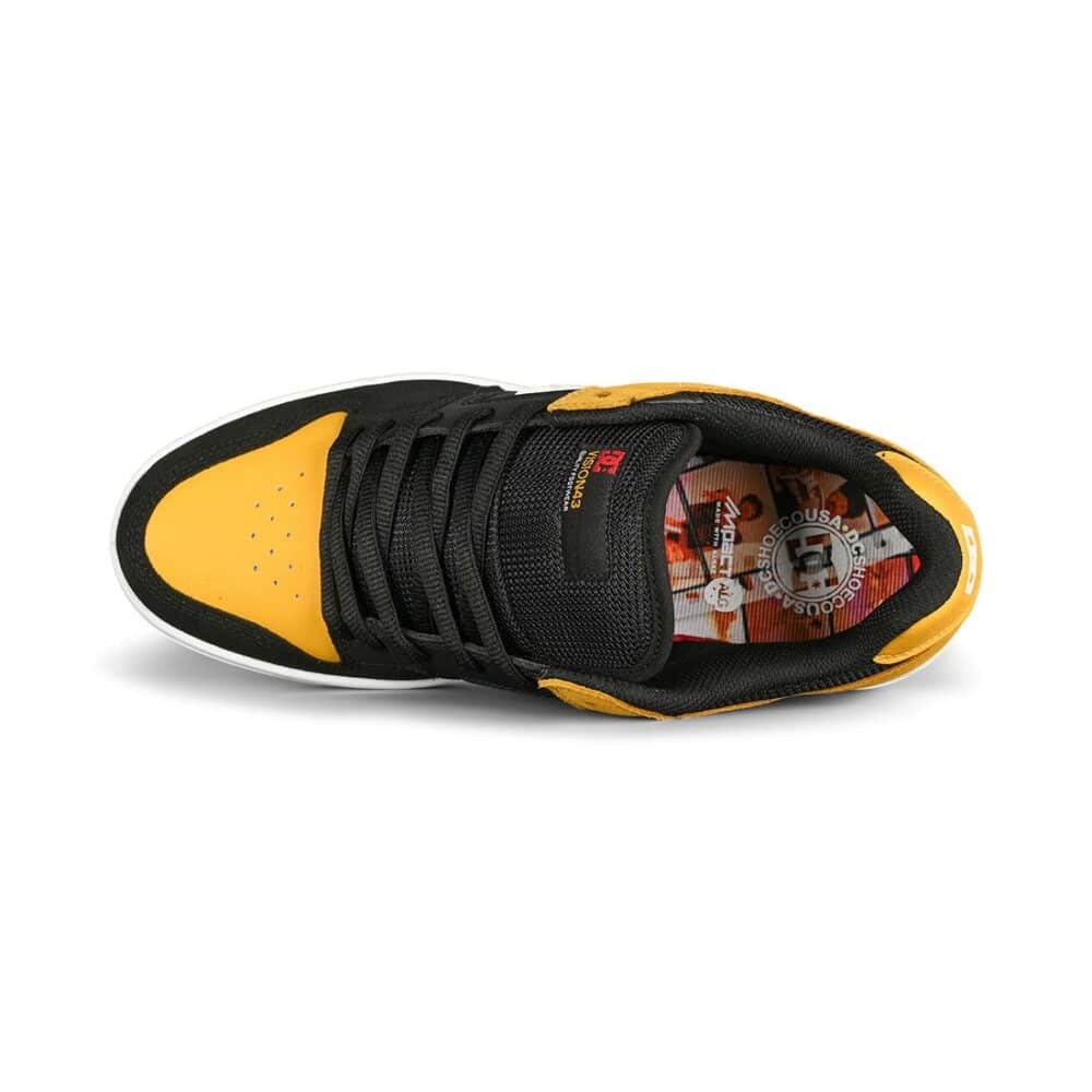 DC Manteca 4 Skate Shoes - Black/Gold