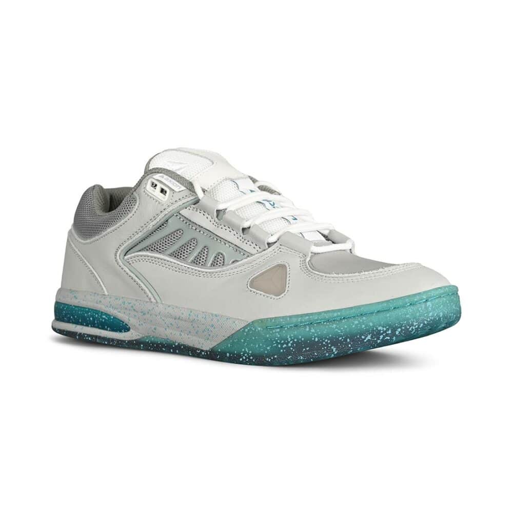 Axion Complex Low Skate Shoes - Future Grey/Ice