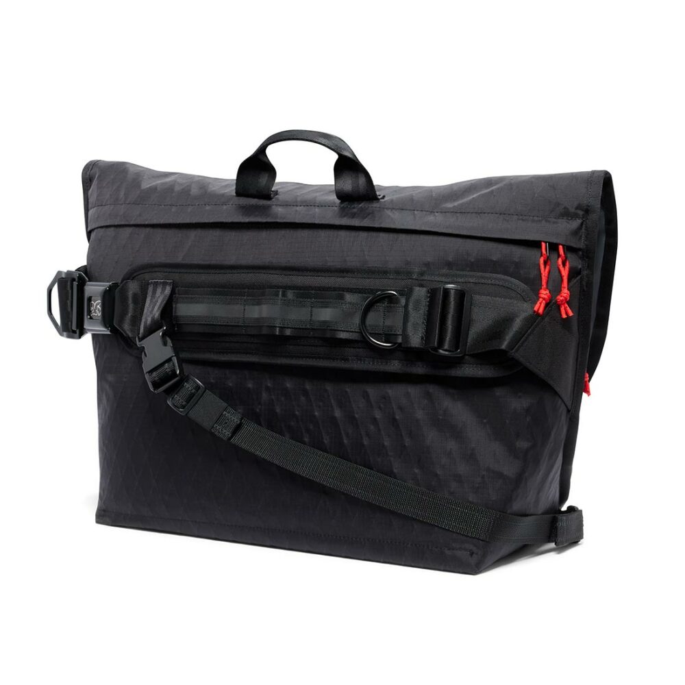 Chrome Buran III 24L Messenger Bag - Black XRF