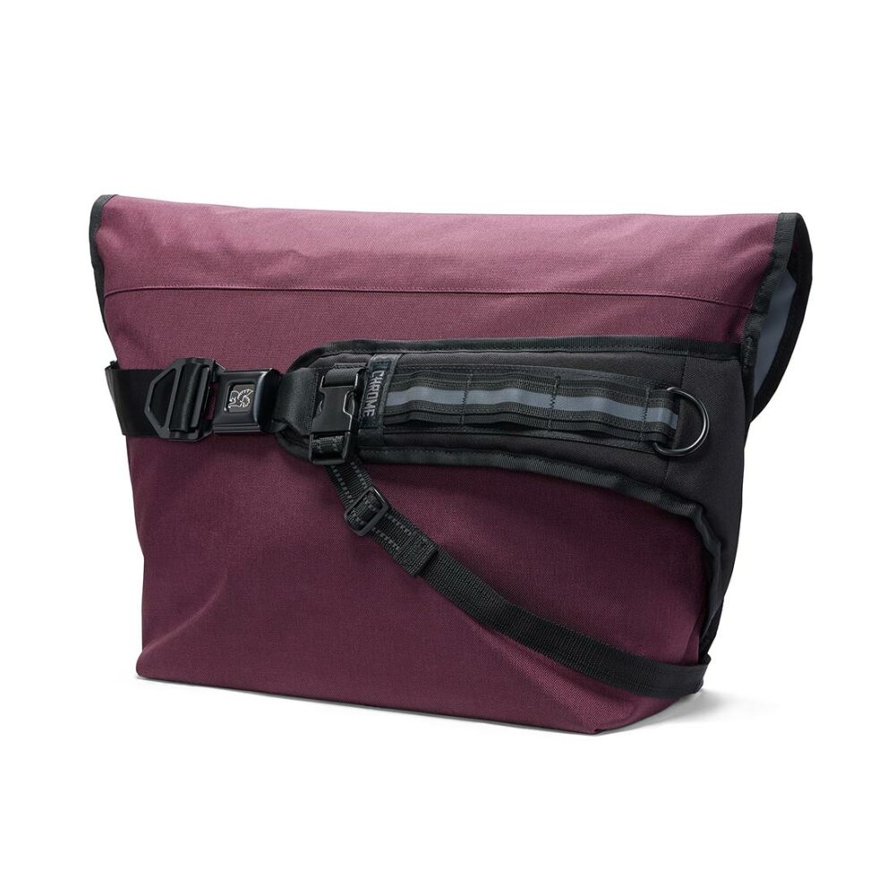 Chrome Citizen 24L Messenger Bag - Royale