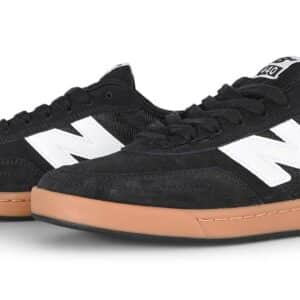 New Balance Numeric 440 V2 Skate Shoes - Black/White