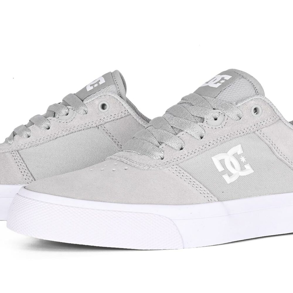 DC Teknic Skate Shoes - Grey/White