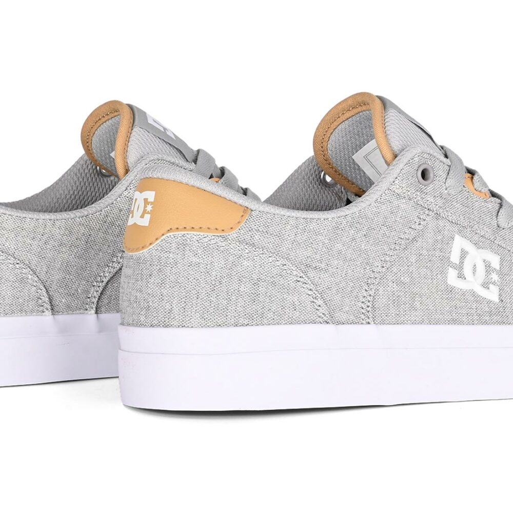 DC Teknic TX SE Skate Shoes - Light Grey