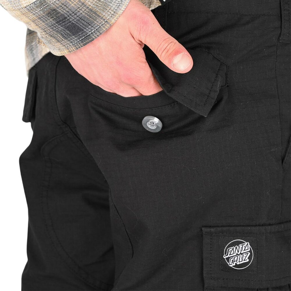 Santa Cruz Gauntlet Cargo Shorts - Black