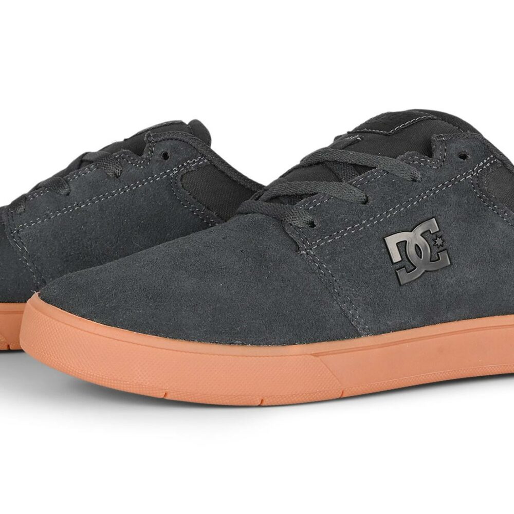 DC Crisis 2 Low Top Skate Shoes - Grey/Gum