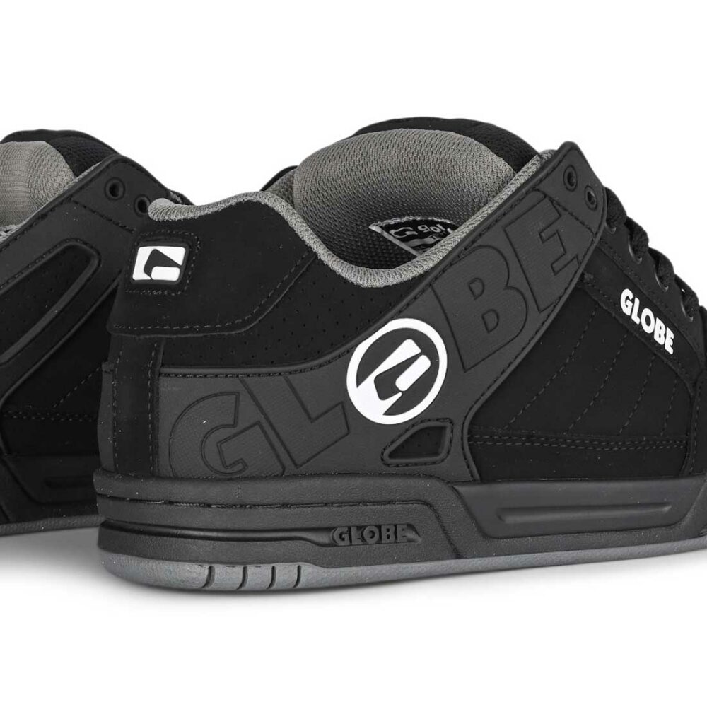 Globe Tilt Skate Shoes - Black/Black TPR