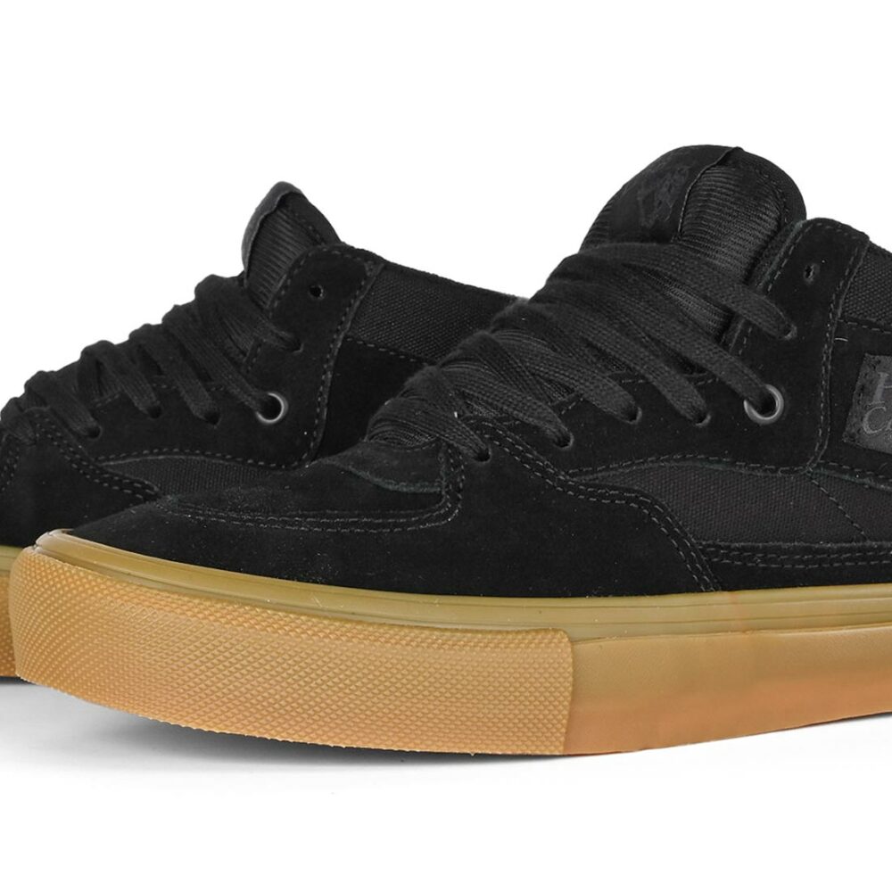 Vans Half Cab Skate Shoes - Black/Gum