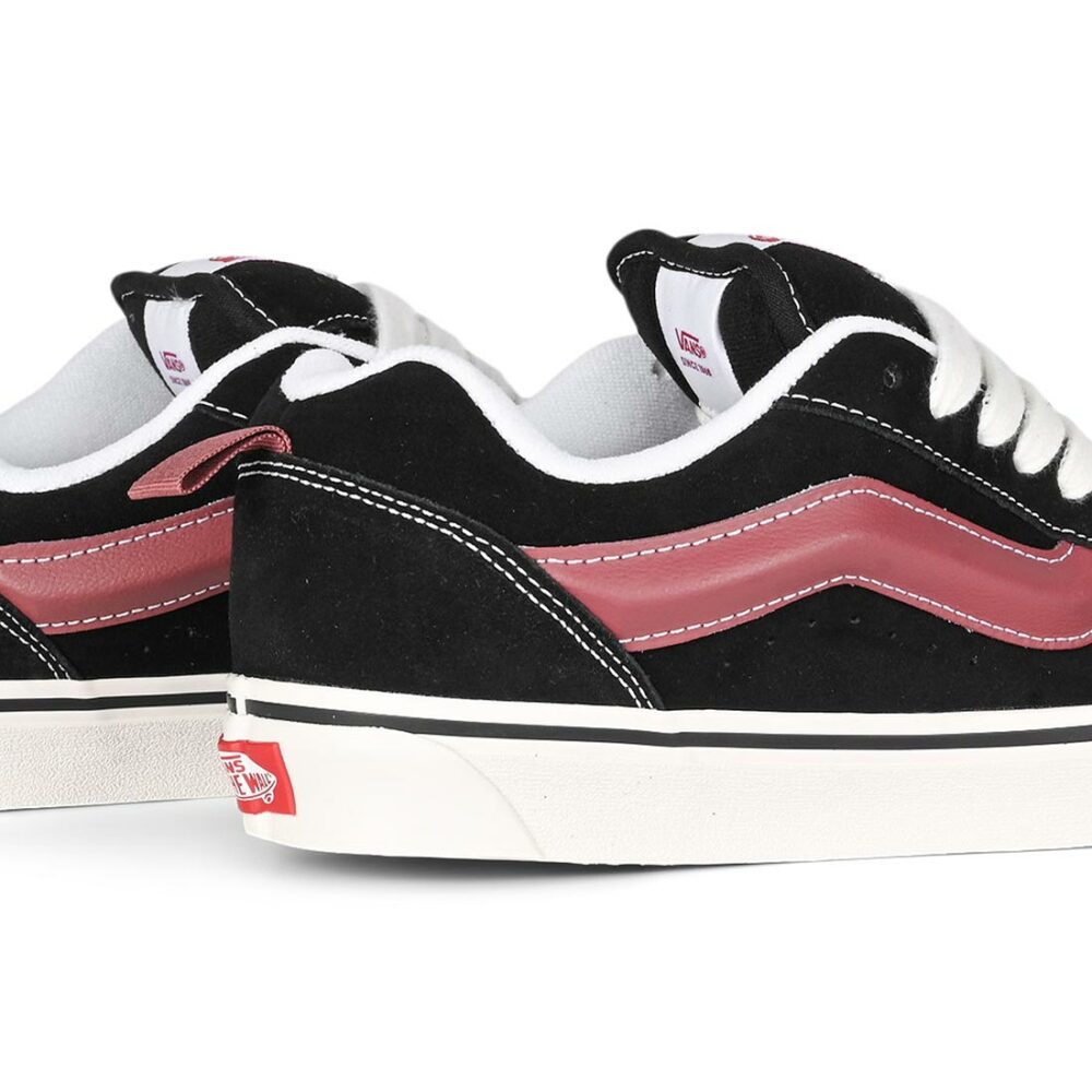 Vans Knu Skool Skate Shoes - Black/Port