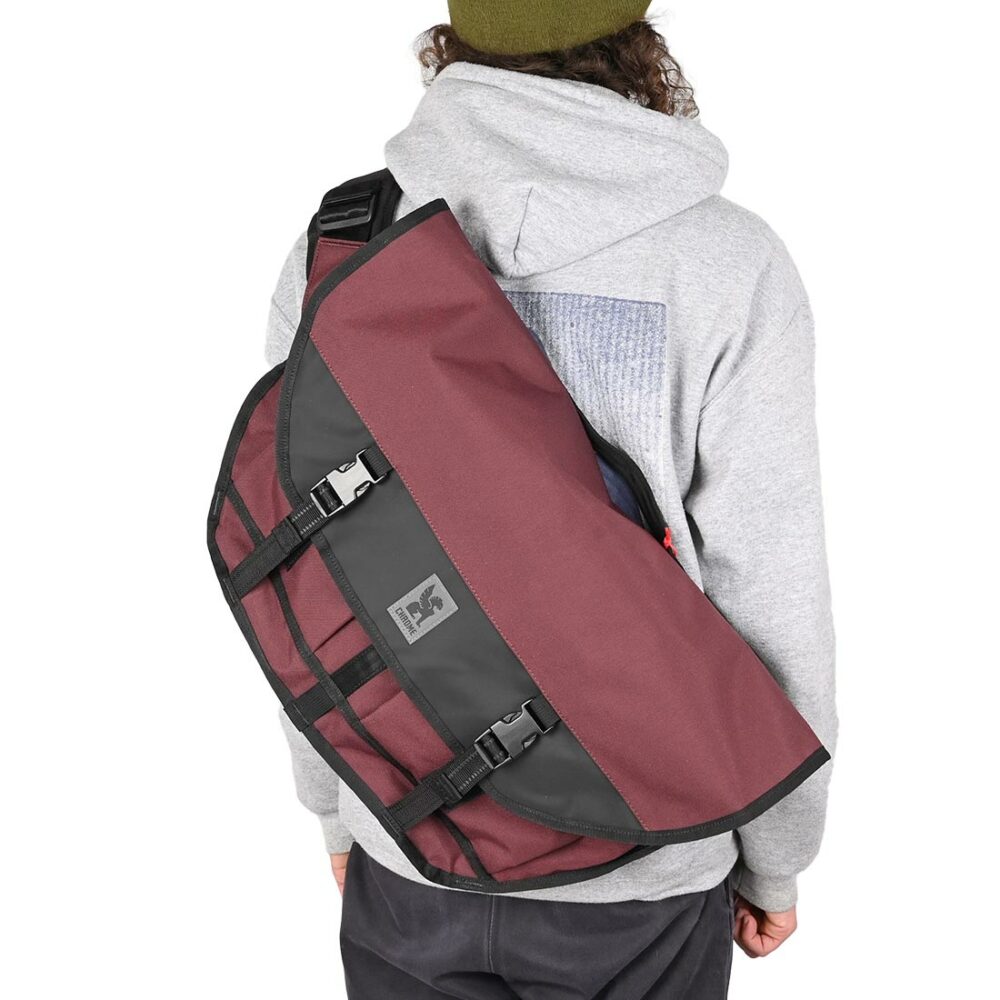 Chrome Citizen 24L Messenger Bag - Royale (AW24)