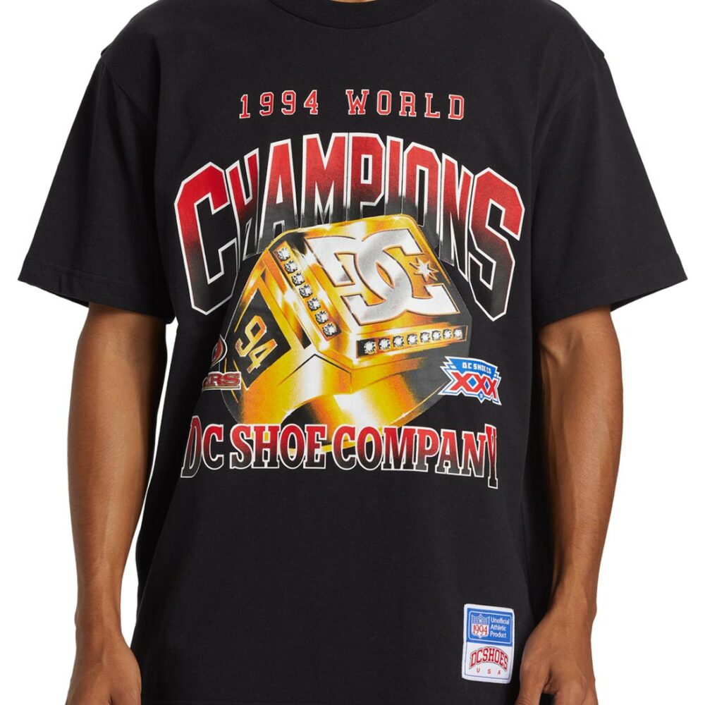 DC Champions Ring S/S T-Shirt - Black