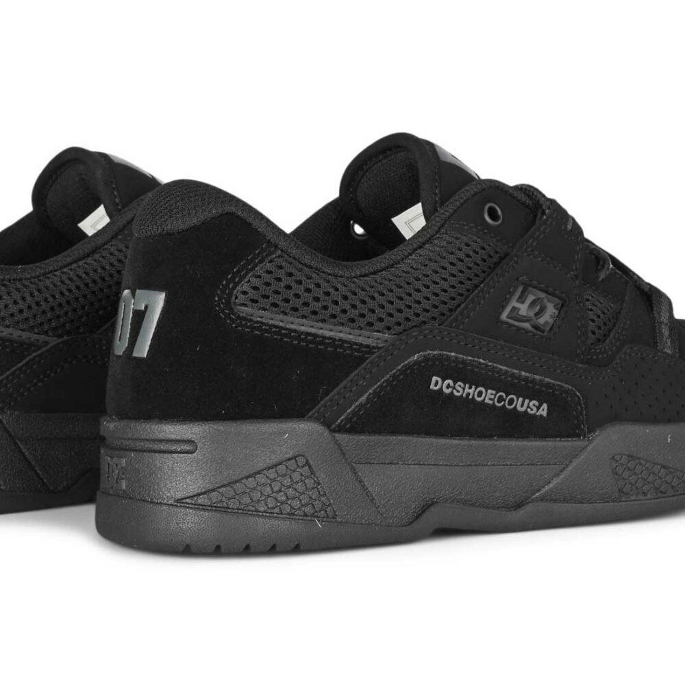 DC Construct Skate Shoes - Black/Black/Black