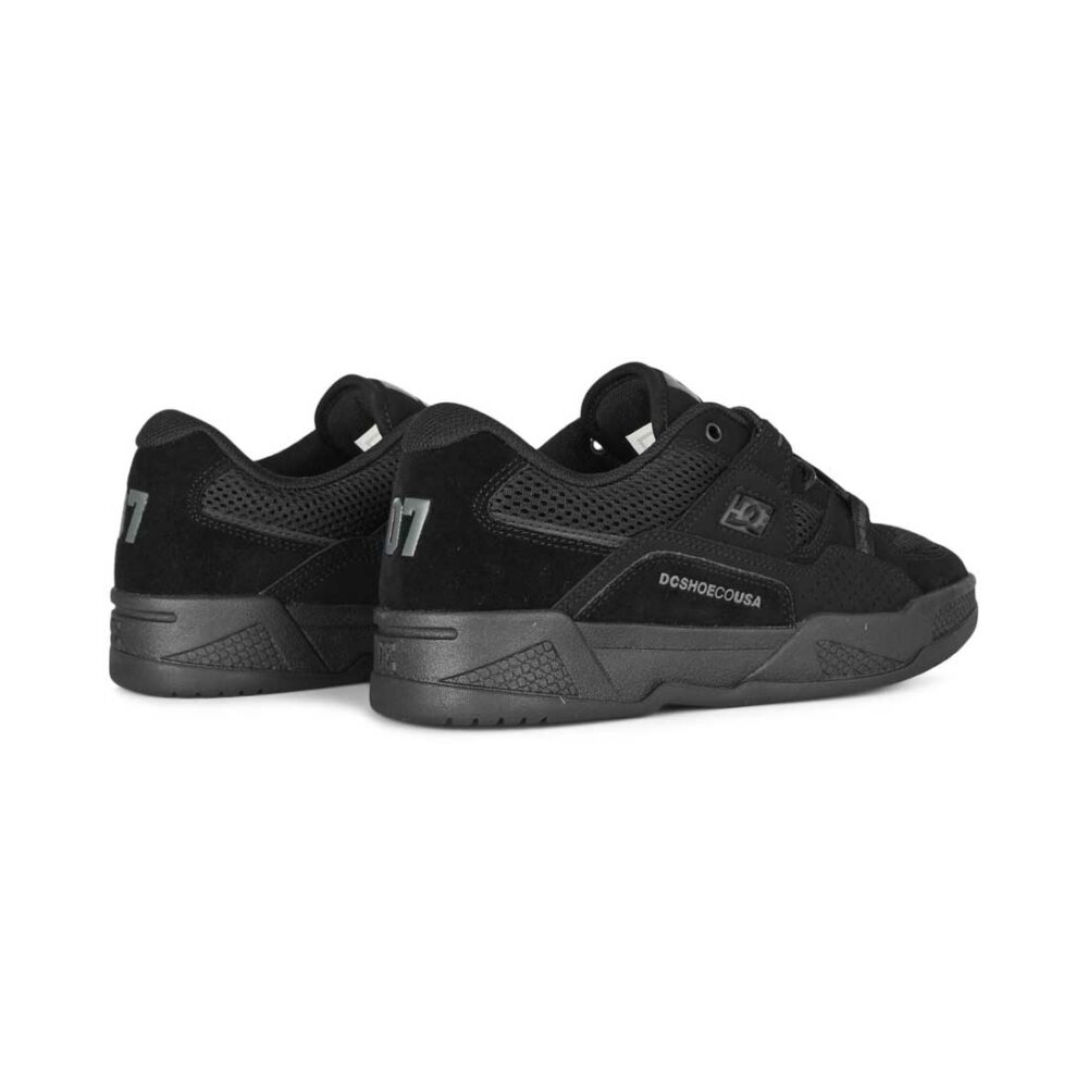 DC Construct Skate Shoes - Black/Black/Black