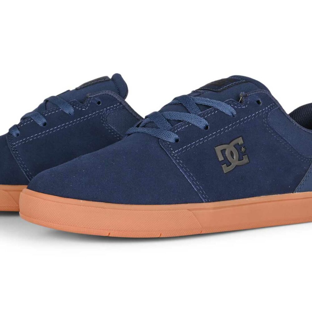 DC Crisis 2 Low Top Skate Shoes - DC Navy/Gum