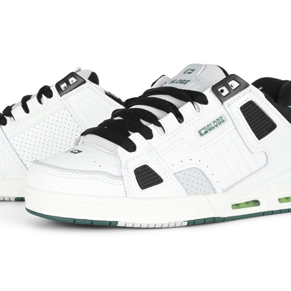 Globe Sabre Skate Shoes - White/Green