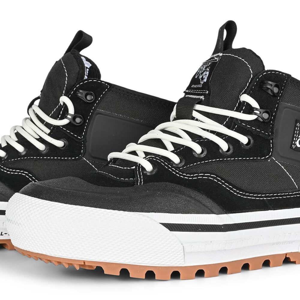 Vans Half Cab MTE Gore-Tex Winterised Skate Shoes - Black/White
