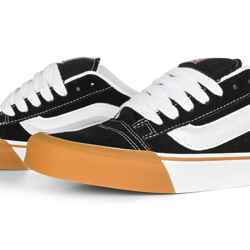 Vans Knu Skool Skate Shoes - Black/White/Gum
