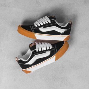 Vans Knu Skool Skate Shoes - Black/White/Gum