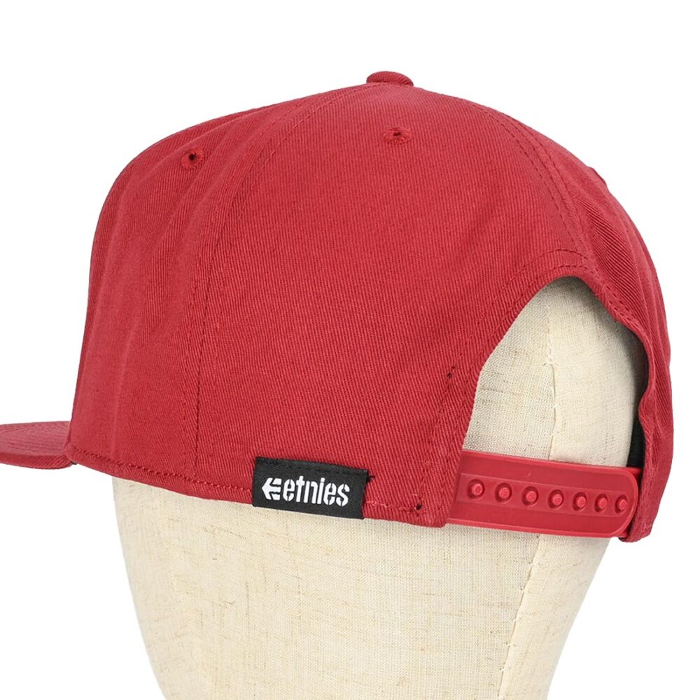 Etnies Corp Snapback Cap – Rust