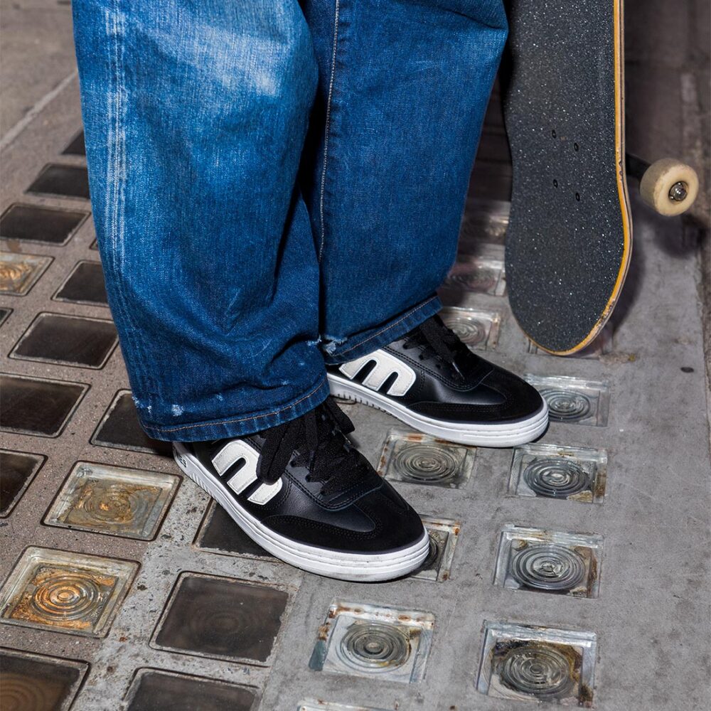 Etnies Lo Cut Skate Shoes - Black/White/White