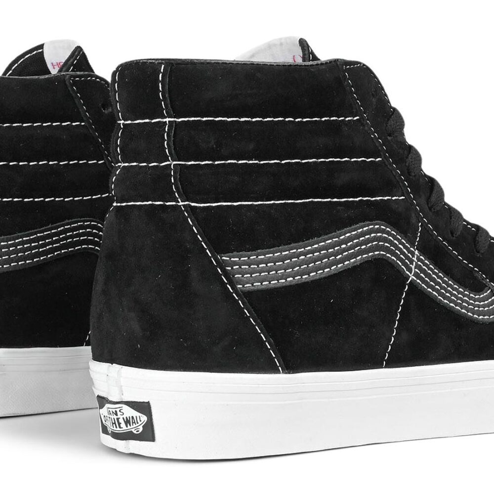Vans Classic Sk8-Hi Skate Shoes - Black Pig Suede