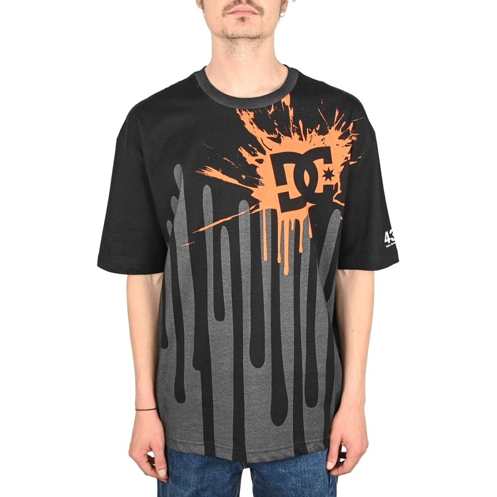 DC x 43i Big Drip S/S T-Shirt - Black