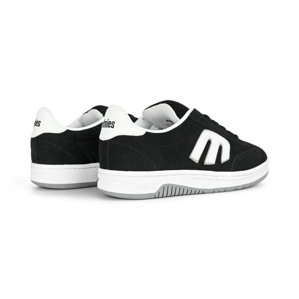 Etnies Lo Cut Skate Shoes - Black/White