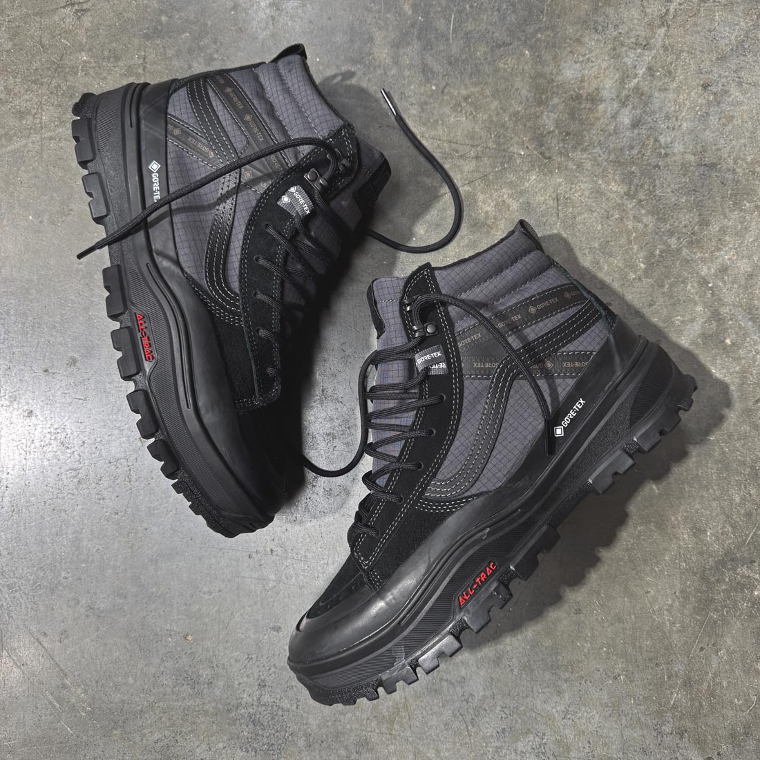 Vans MTE Sk8-Hi Gore-Tex Winterised Skate Shoes - Black/Black