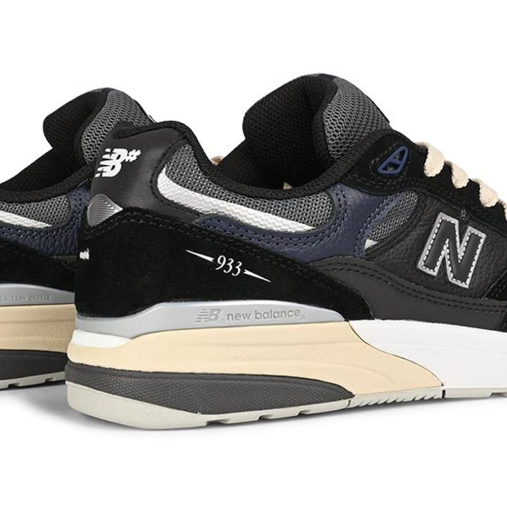 New Balance Numeric Reynolds 933 Skate Shoes - Black/Navy