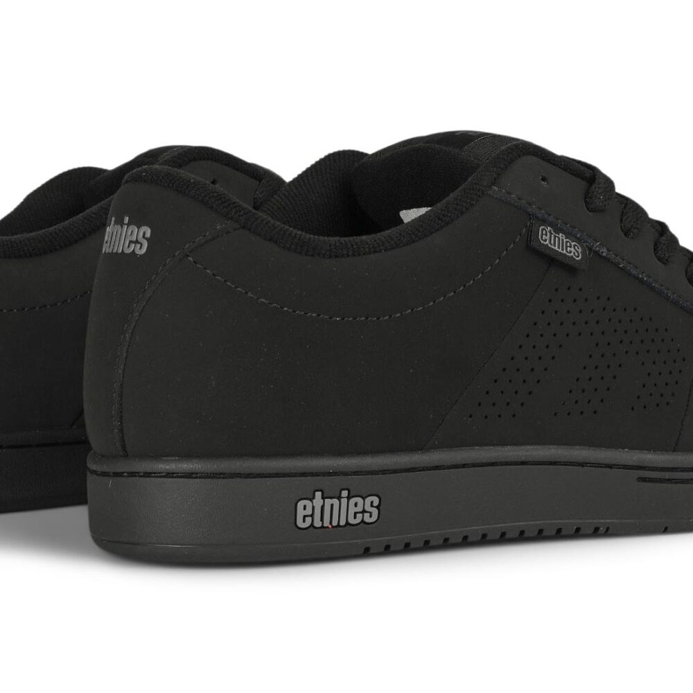 Etnies Kingpin Skate Shoes - Black Dirty Wash